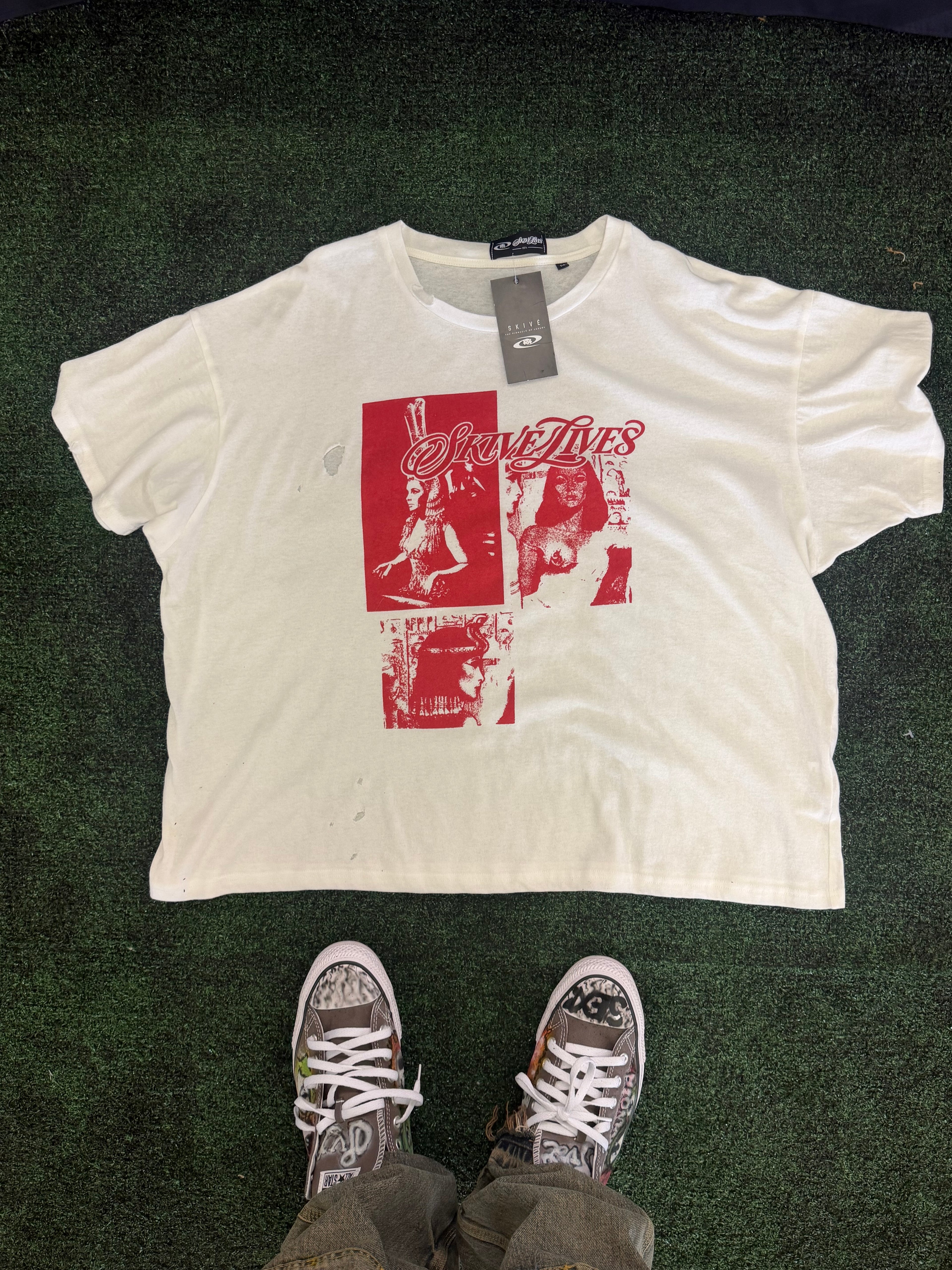 CLEOPATRASKI VINTAGE TEE (RED)